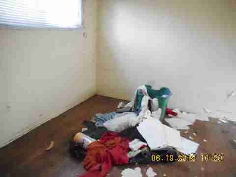 14040 Burt (23)_m.jpg